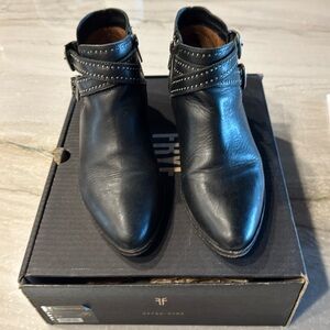Frye Ray Deco Western Shootie
